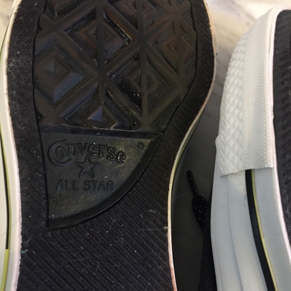 Converse All Star Sneakers Women’s - Picture 3 of 6